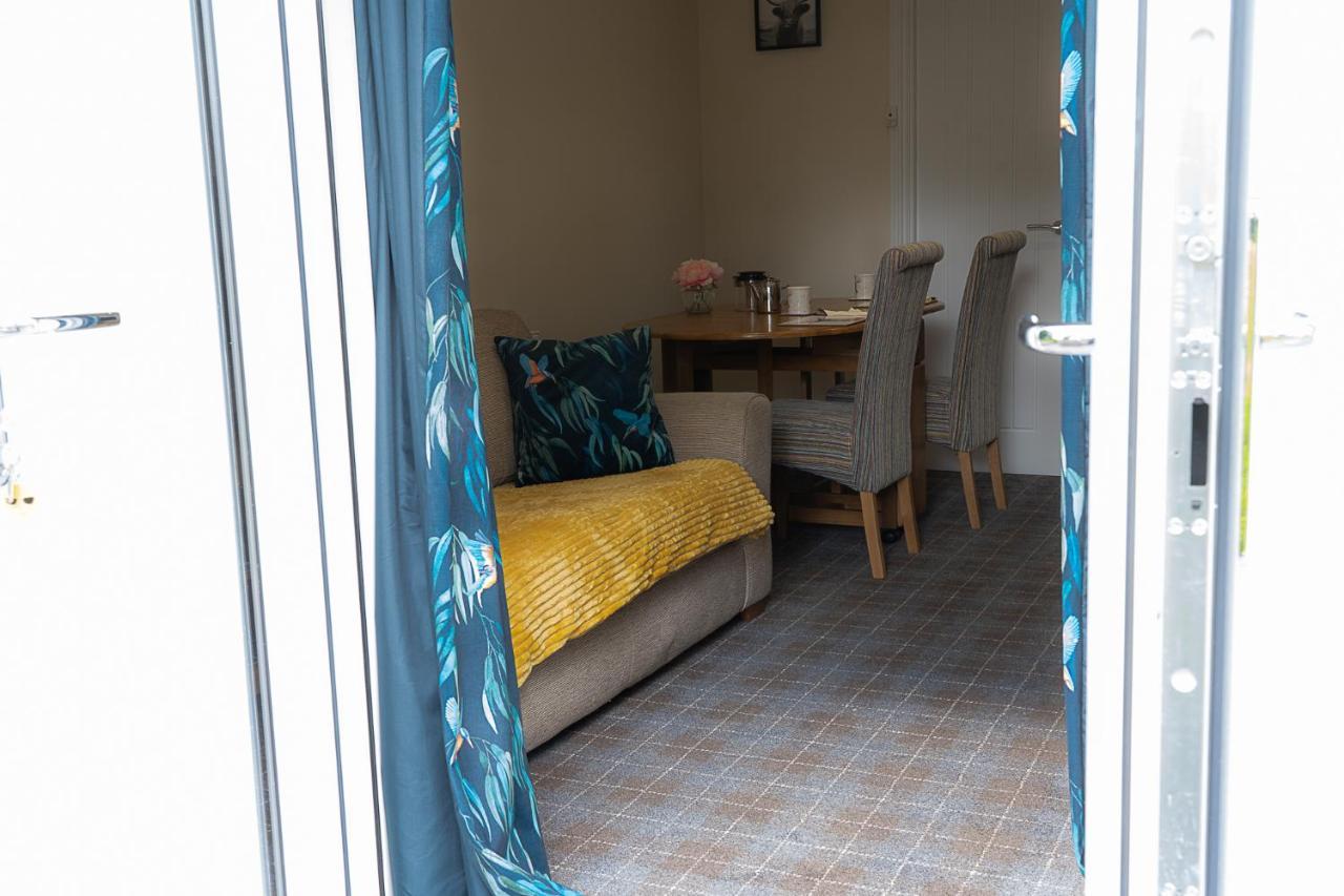 Aurora Suite B&B Coupar Angus エクステリア 写真